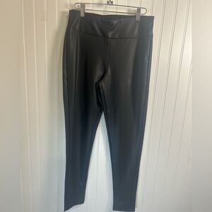 conceited Women Pant 50% PU 44% polyester 6% spandex Size L black .
